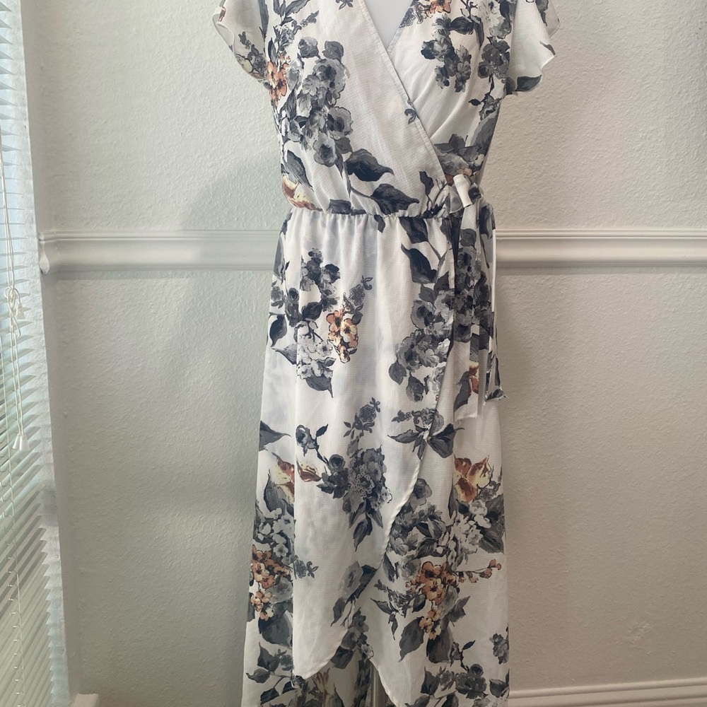 Elegant High-Low Floral Wrap Dress